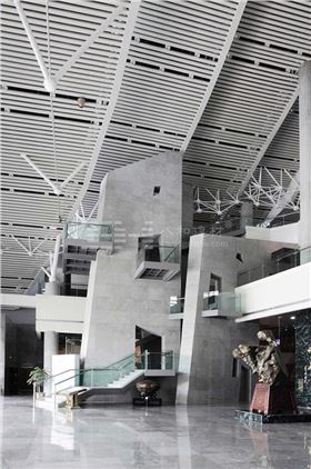 柳州奇石展览馆-铝单板、条形铝天花板、铝格栅吊顶3