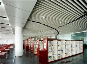 山西大学图书馆U型铝方通天花吊顶