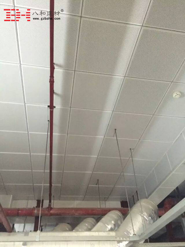 医院机房吸音铝扣板吊顶及墙面吸音冲孔铝单板