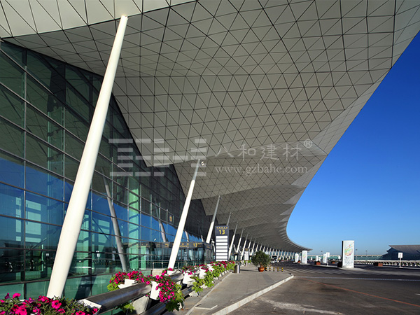 沈阳桃仙国际机场-铝单板