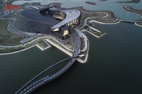 The South Palace of Taiwan’s Forbidden City Decorated The Curved Wall With Antique-Shaped Aluminum Veneer