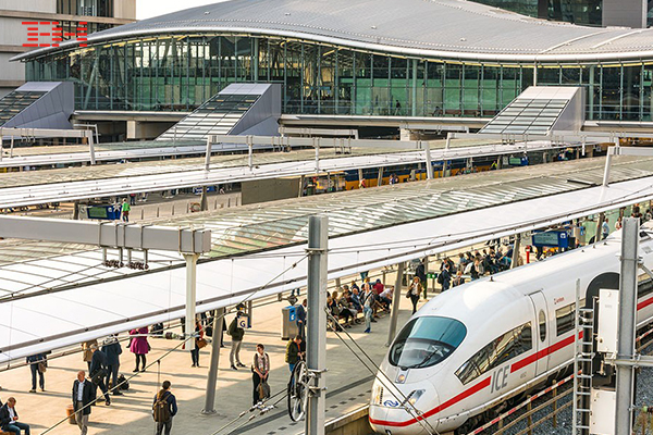 火车站建筑设计鉴赏04.jpg 火车站建筑设计鉴赏04.jpg