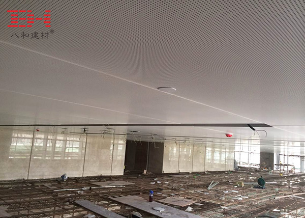 中山保利一期项目之冲孔铝单板天花吊顶