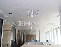 写字楼铝天花吊顶与LED办公照明的完美结合